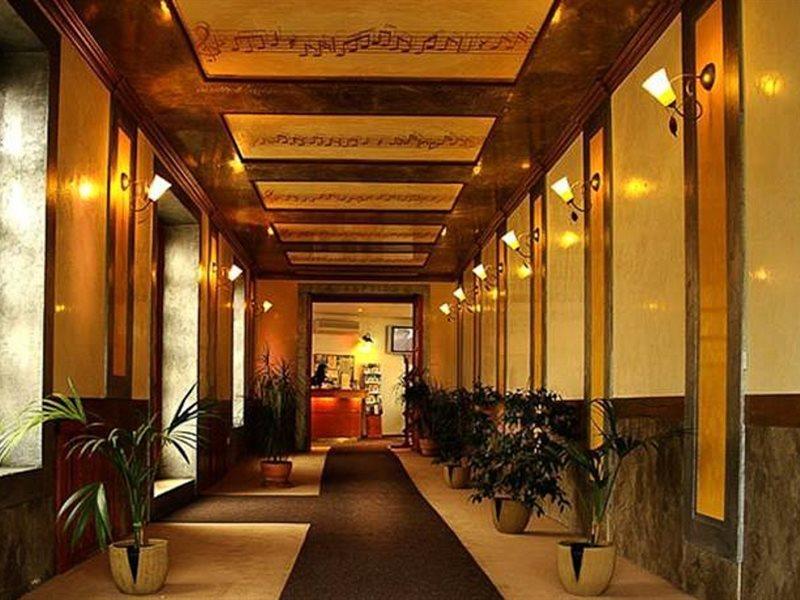 Hotel Nabucco Прага Екстер'єр фото