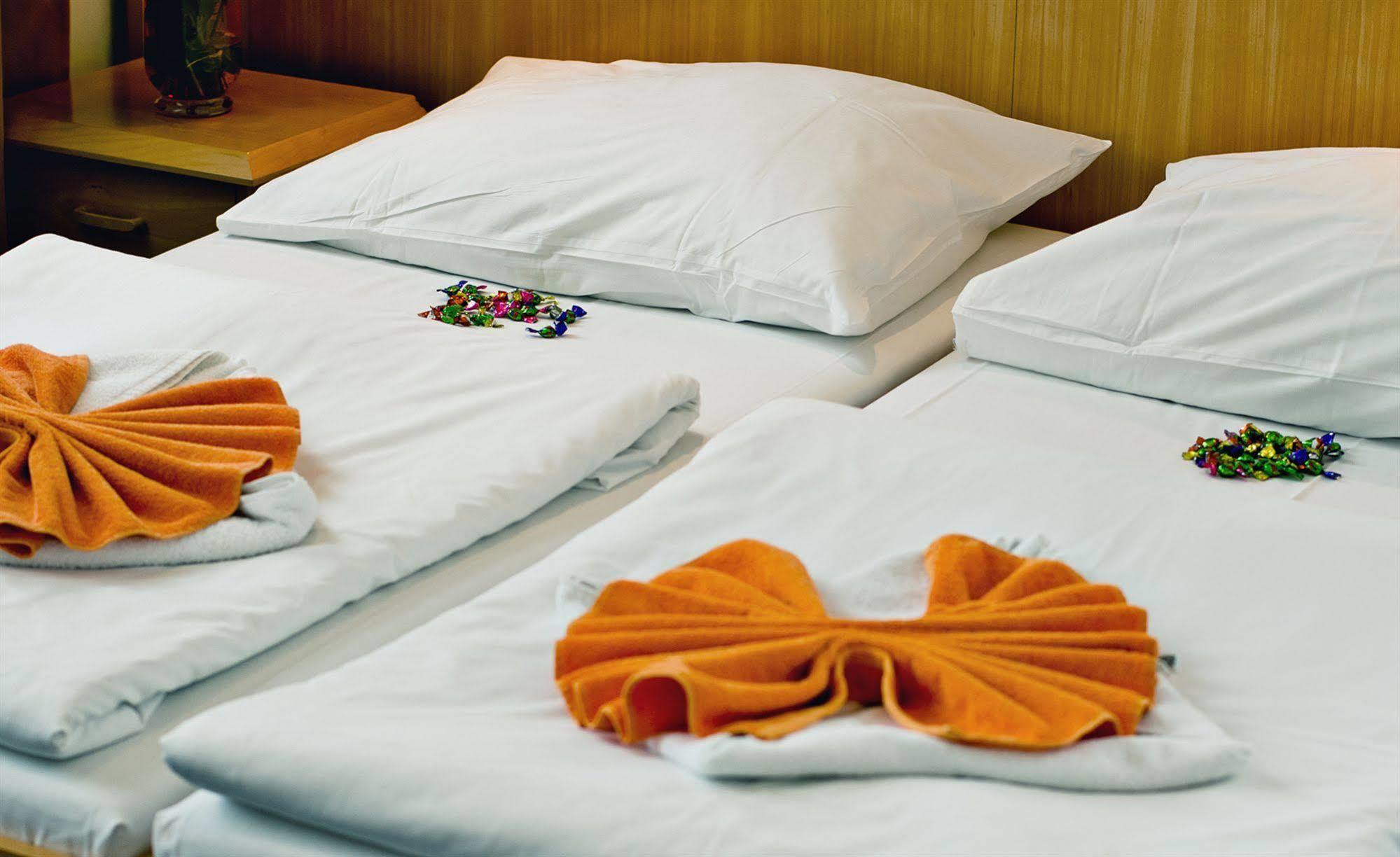 Hotel Nabucco Прага Екстер'єр фото