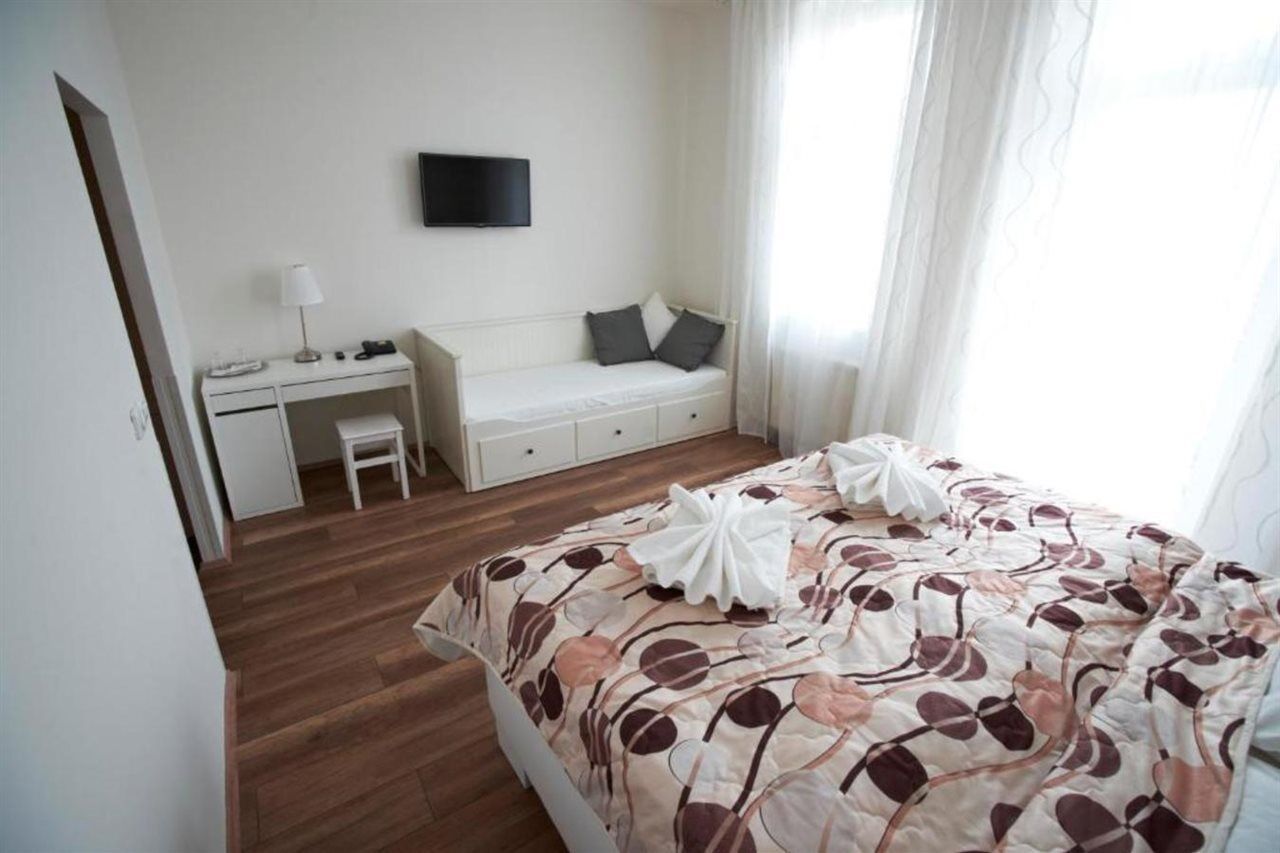 Hotel Nabucco Прага Екстер'єр фото